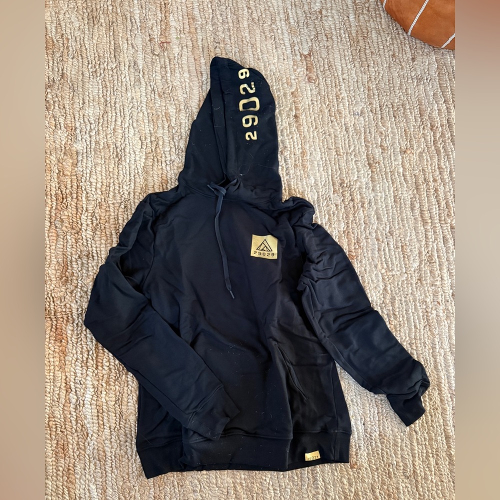29029 everlasting hoodie NWT